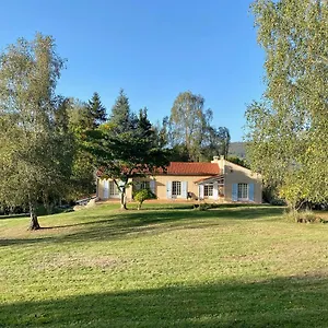 https://superbe-villa-au-sein-dun-parc-arbor-d1-ha.midi-pyreneeshotels.com